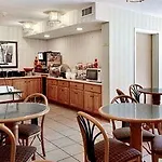 Quality Inn Savannah I-95 