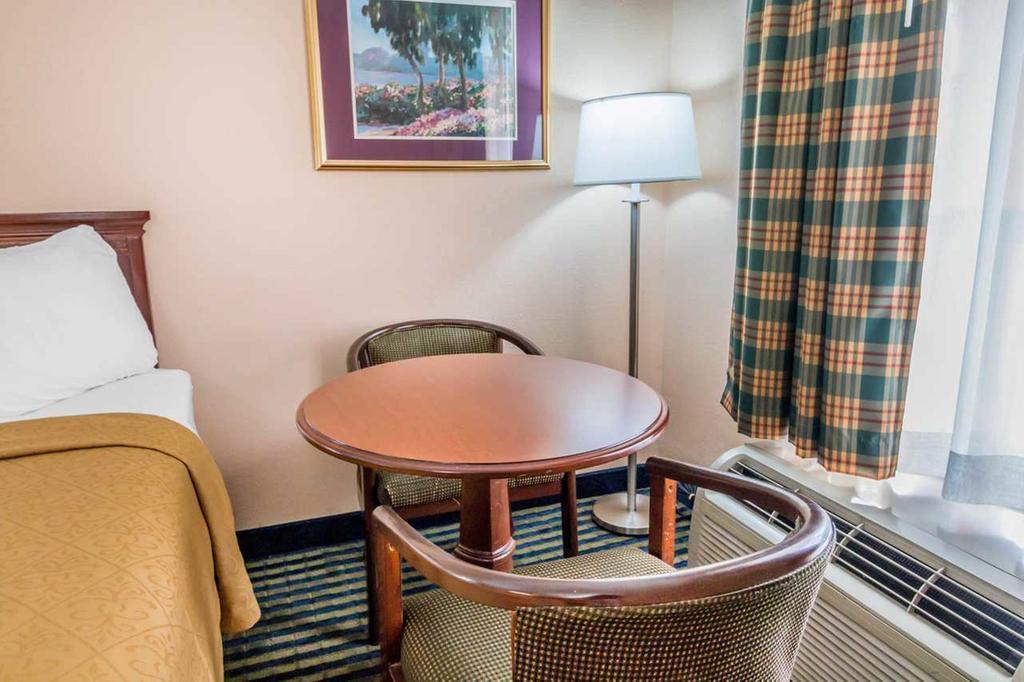 Inn Quality Savannah I-95